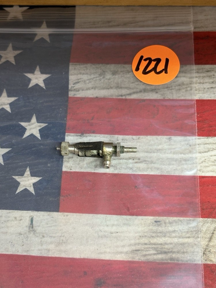 Nitro Carburetor Part: PreOwned