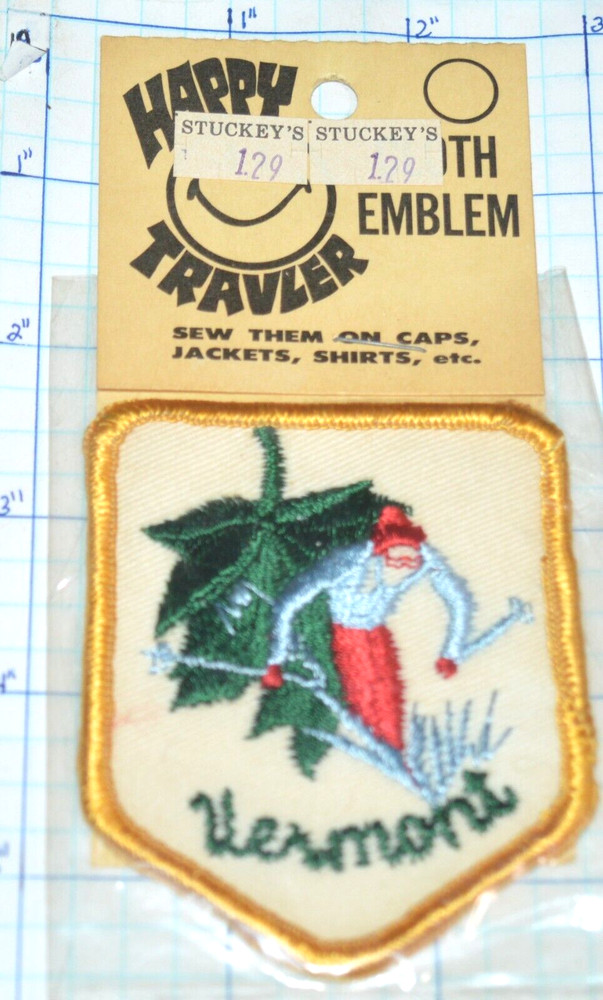VERMONT STATE SOUVENIR SKIING MAPLE LEAF VINTAGE NIP PATCH