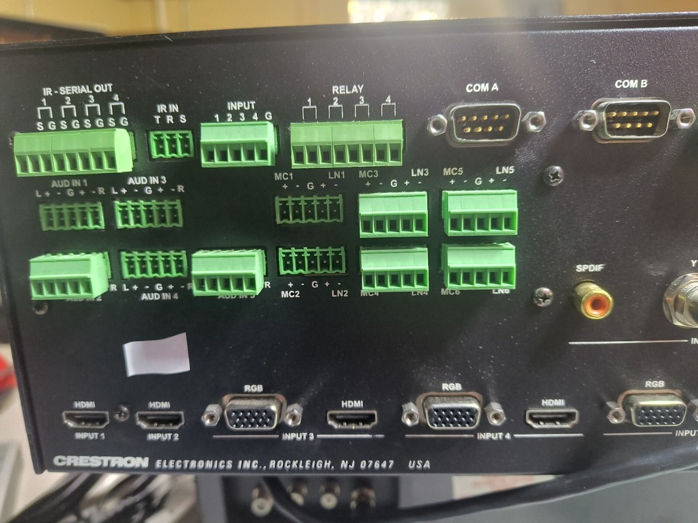 Crestron DMPS-300-C AV 7x4 Matrix Switch. Professional Presentation System Works