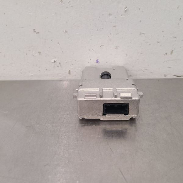 19 CHEVY SILVERADO 1500 FRONT FACING CAMERA WINDSHIELD MOUNTED 84568001