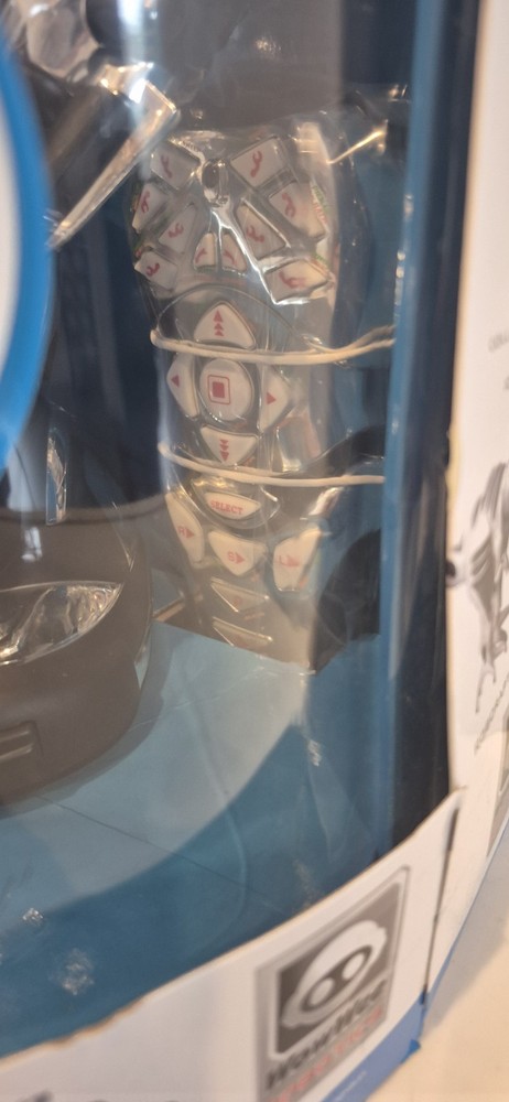 WOW WEE ROBOSAPIEN X