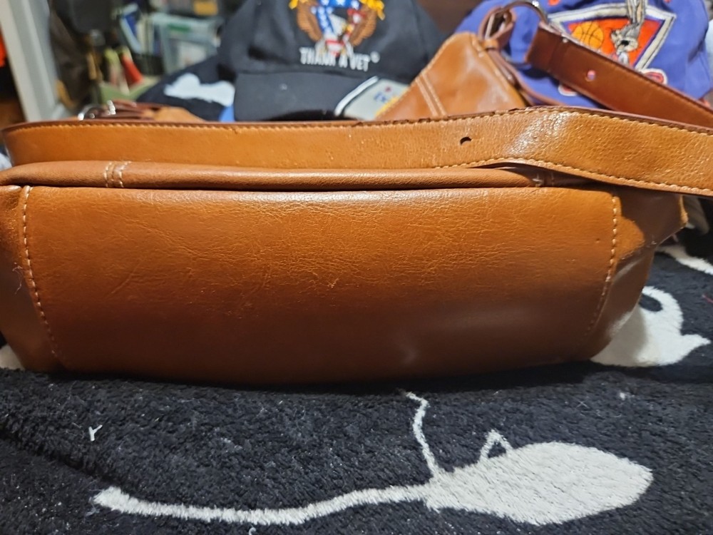 Madison Studio Retro Shoulder Bag Cognac Auth Leather Dual Pockets~ 3 Sections
