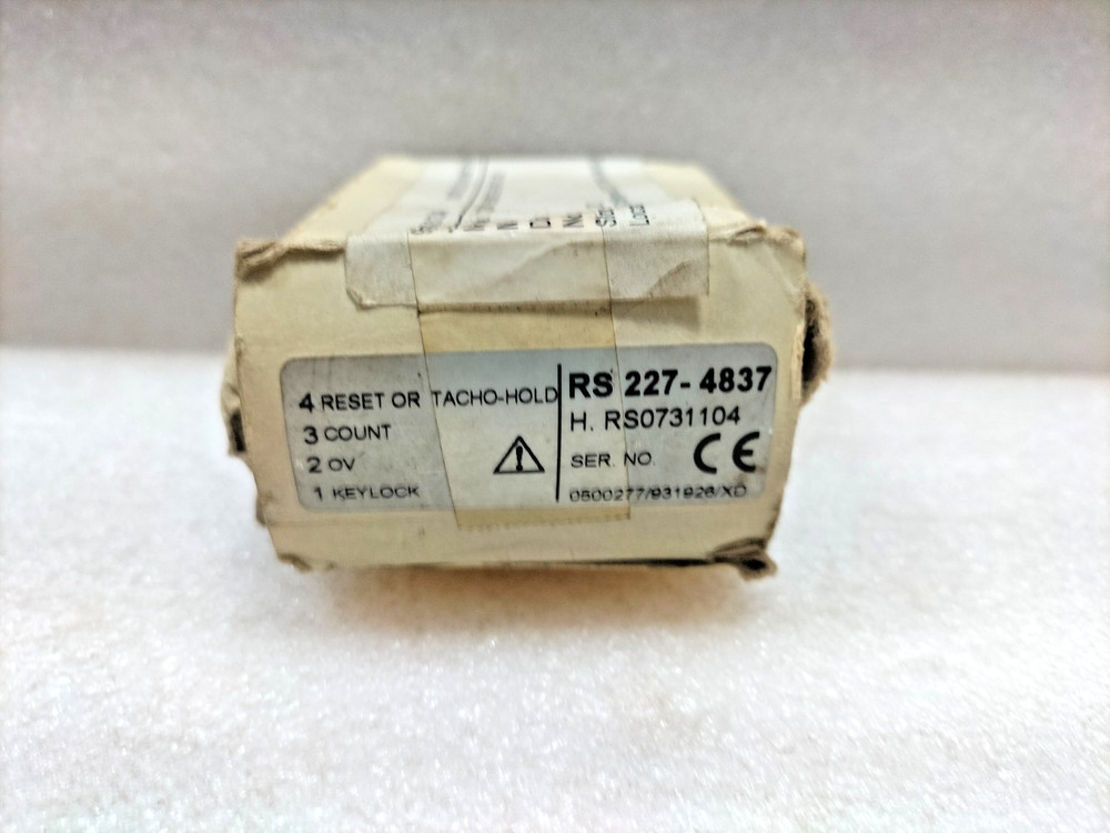 HENGSTLER TICO 731 PROGRAMMABLE DIGITAL COUNTER 8-DIGIT LCD DISPLAY