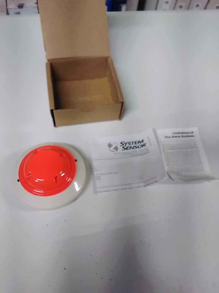 SYSTEM SENSOR 2151 SMOKE DETECTOR NIB