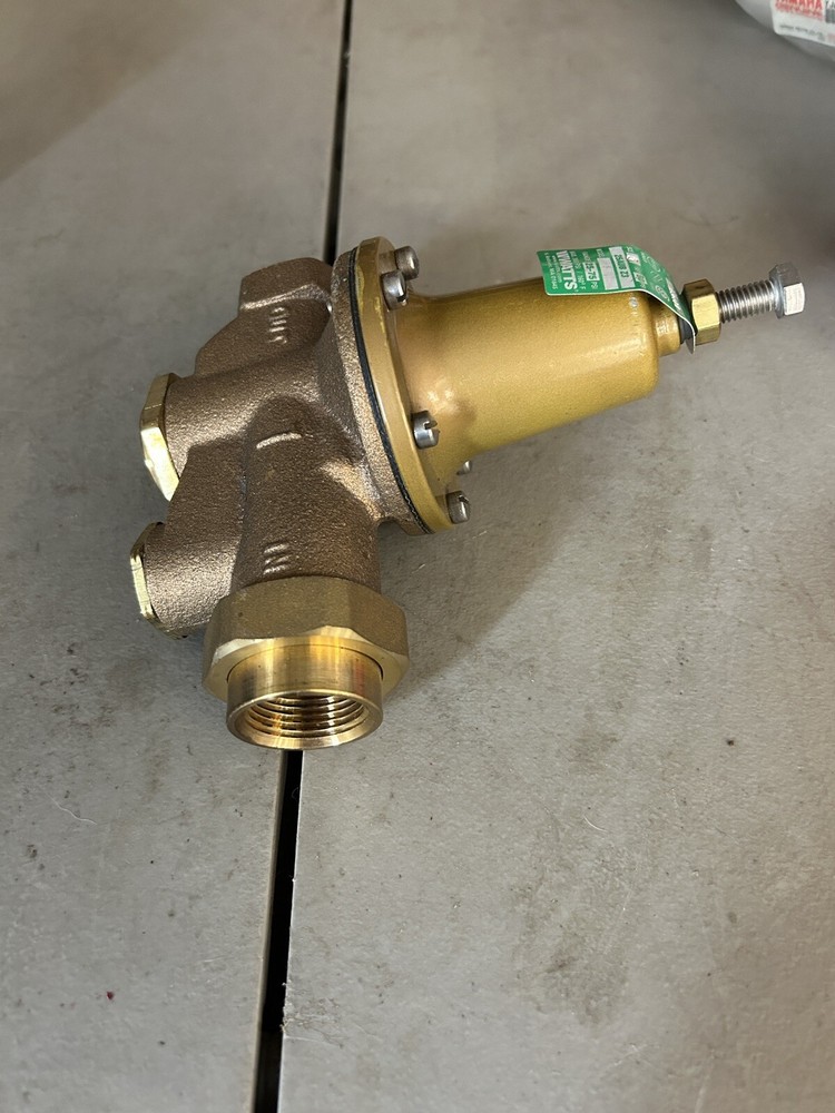 Watts pressure reducing valve 25AUB Z3
