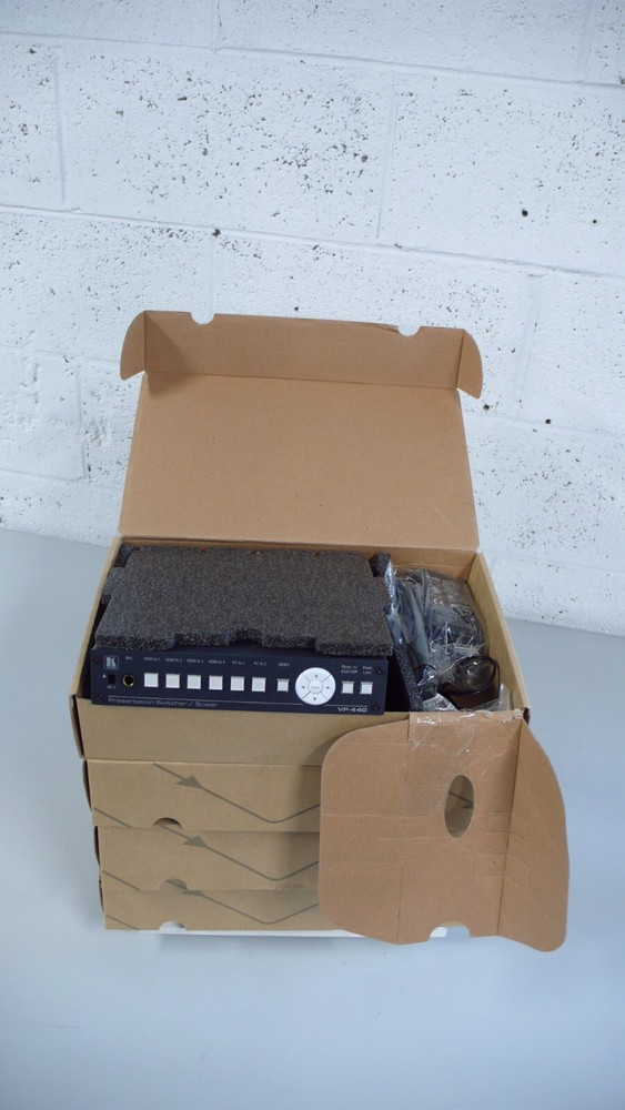 Kramer VP-440 6 Input Presentation Switcher Scaler /open box