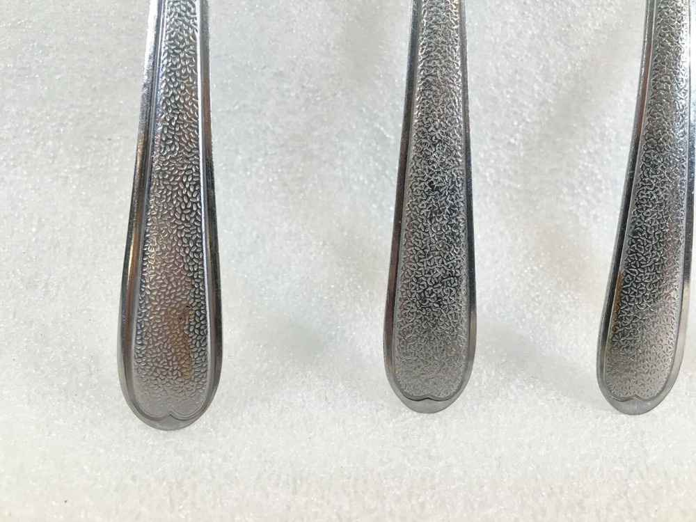 World Tableware SAND PEBBLES 3 Teaspoons & 1 Sugar Spoon