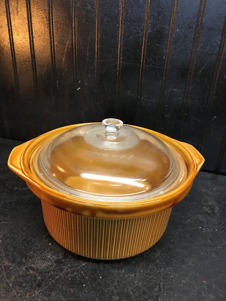 Vintage Ceramic 2.5QT Rival Ceramic Crock with lid