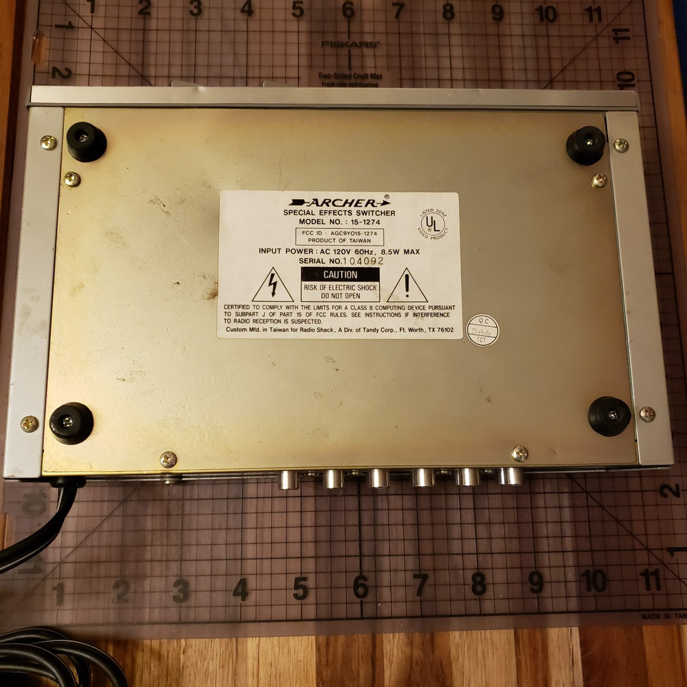 Archer 15-1274 Video Special Effects Switcher Analog POWERS ON, UNTESTED