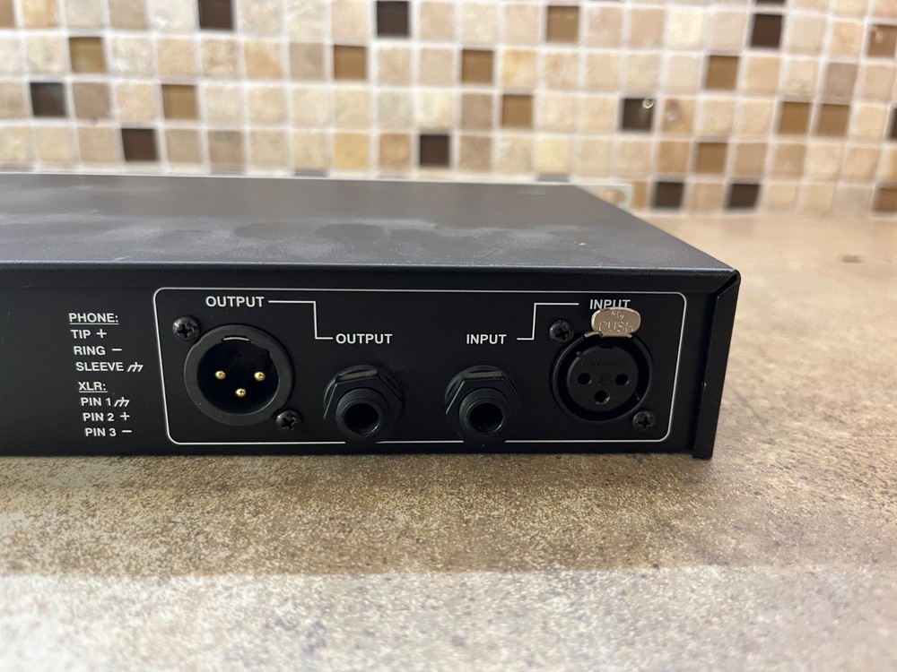 dbx 131s Single Channel 31-Band Graphic Equalizer