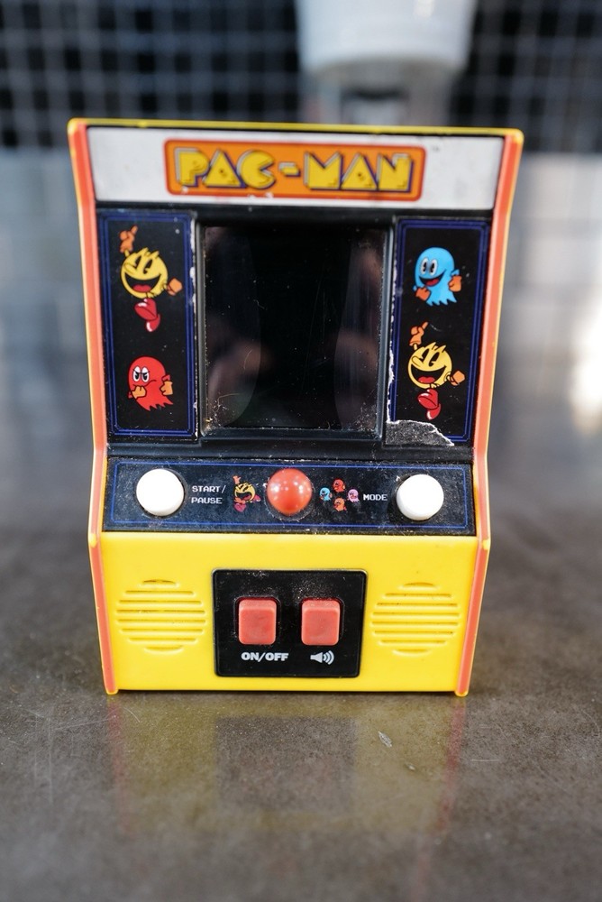 Basic Fun Pac Man Micro Arcade Cabinet 6x4x2 2019 Works Tested Retro Game