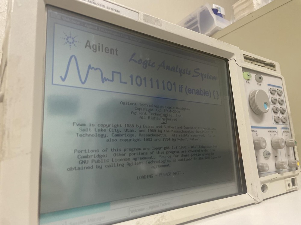 AGILENT 16702B LOGIC ANALYSIS SYSTEM