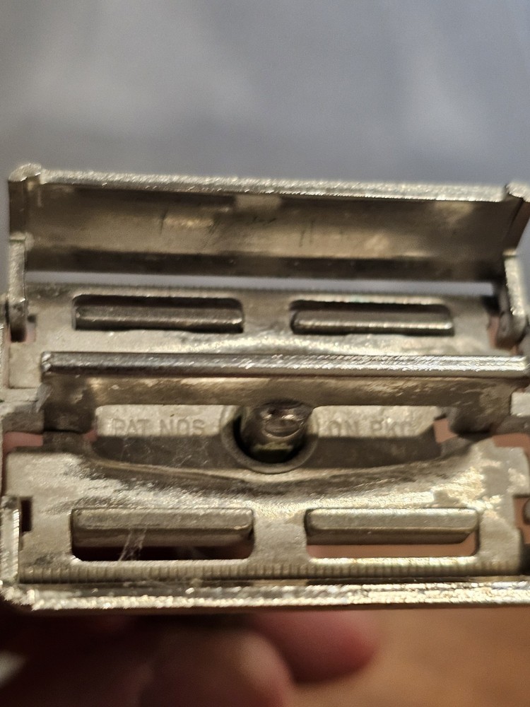 vintage gillette Razor G4 (CT)