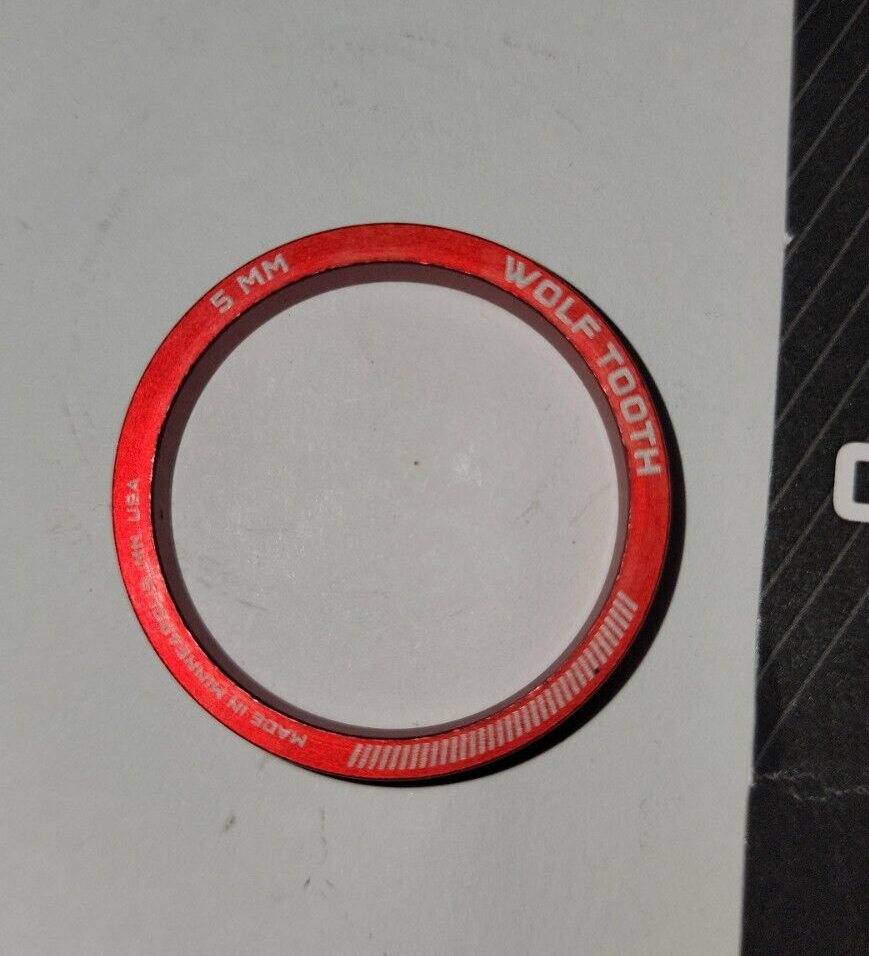 Wolf Tooth Chainring 5mm Spacer - Red