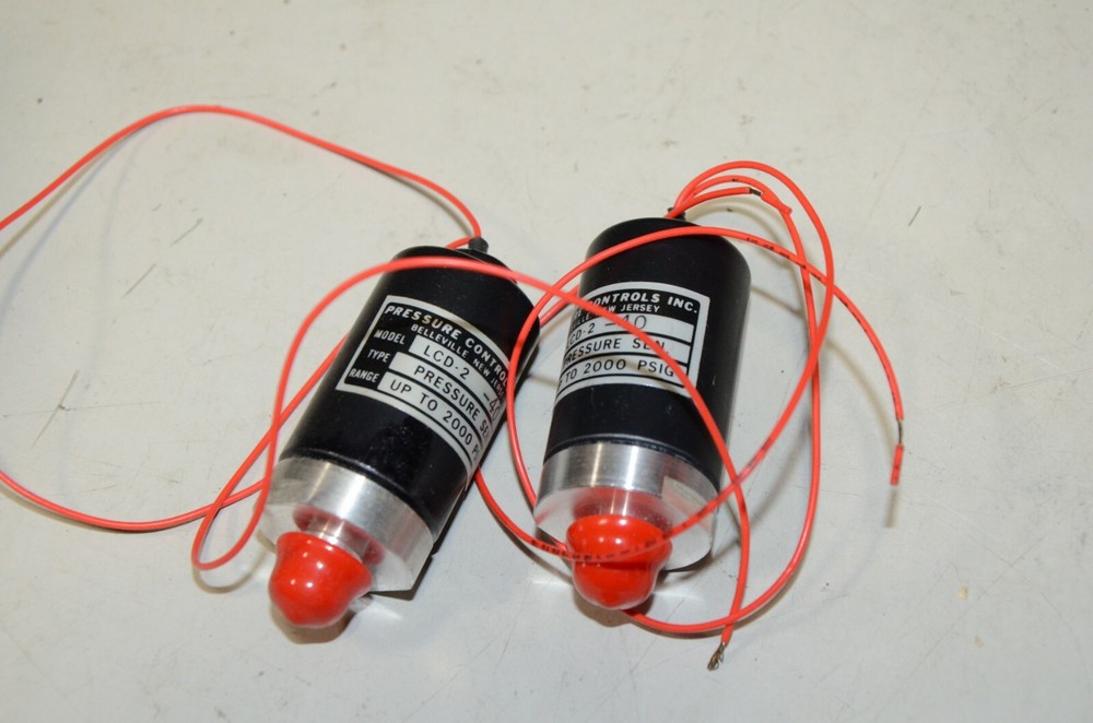 Pressure Controls LCD-2-40 Pressure Sensor Switch NEW Open Box LCD2-40