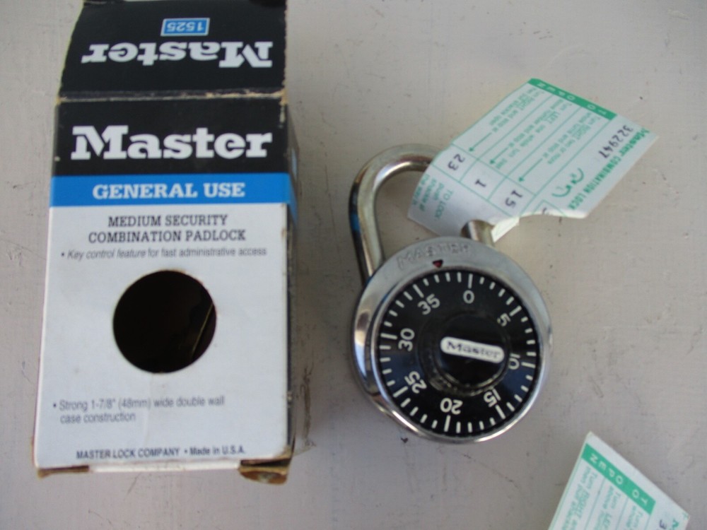 2 Master Lock Padlock Block Guard 1525 Combination Locks New In Box