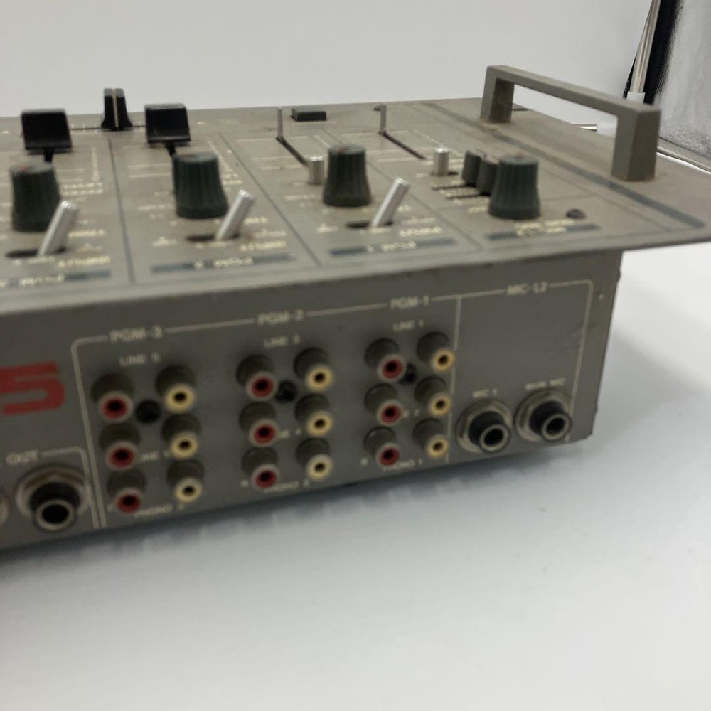 Vestax pmc15 DJ mixer