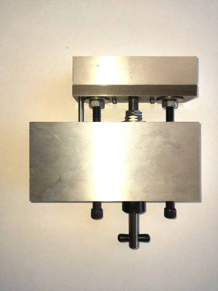 Micro Adjuster - The Micro Adjustable Table Saw Stop