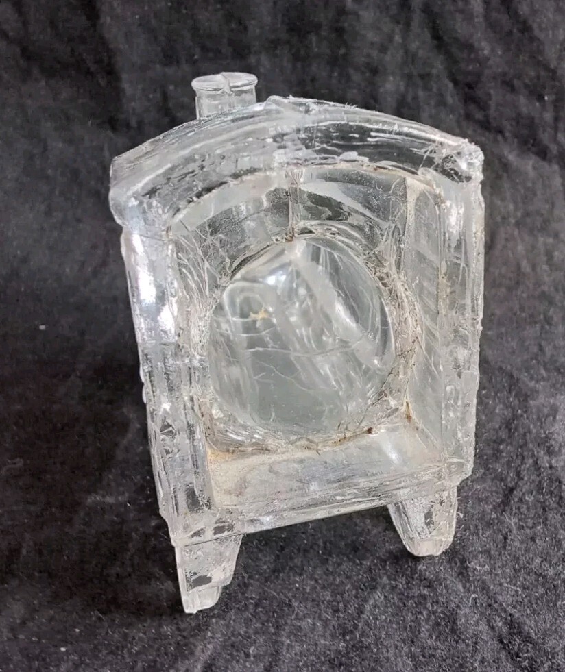 ANTIQUE GLASS CANDY CONTAINER LOCOMOTIVE TRAIN ENGINE LITHOGRAPHED CLOSURE #3