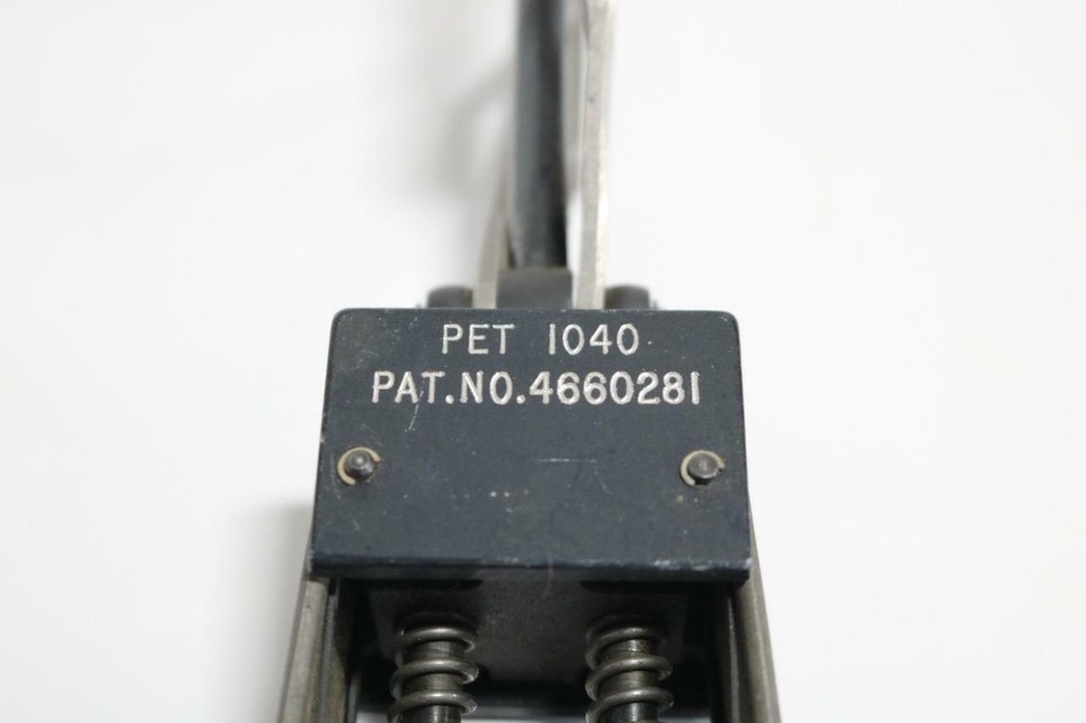 PET 1040 Large Component Extraction Tool