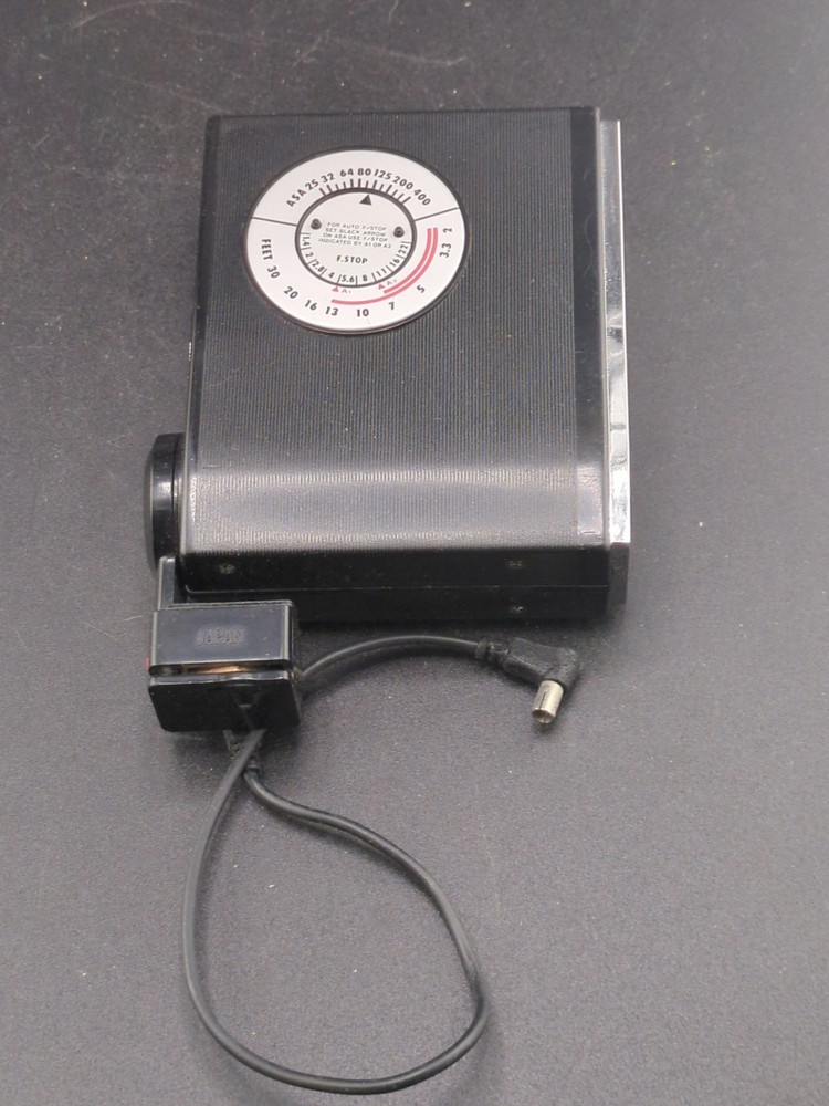 K Mart Focal Computer mini-C Camera Flash Unit Vintage Accessory Untested