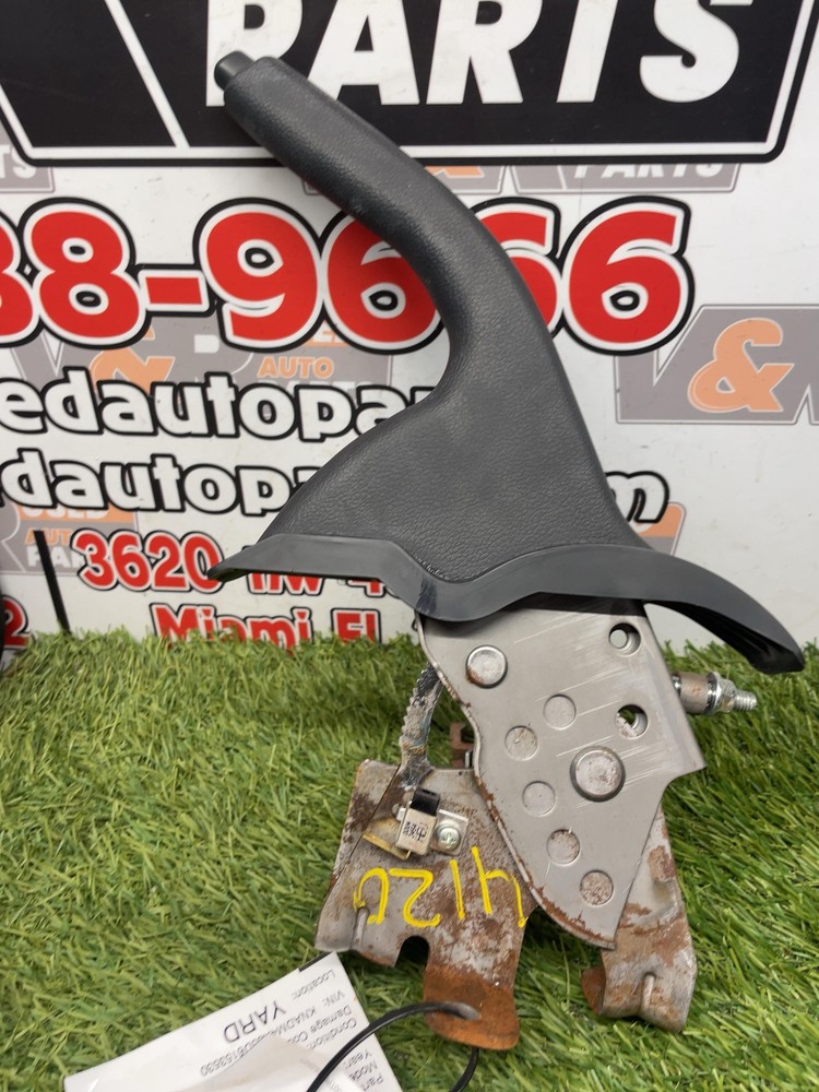 ✅ 2013 KIA RIO HAND BRAKE CTRL VALV OEM
