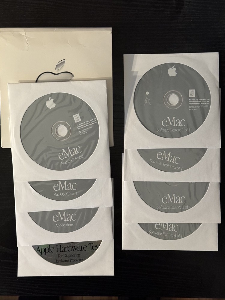 Apple 2002 eMac OS X and OS 9.2.2 Complete Software Install Discs Set