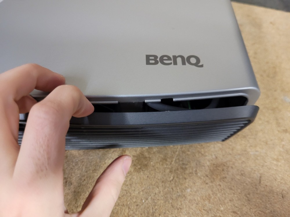 Benq DS660 Projector Faulty