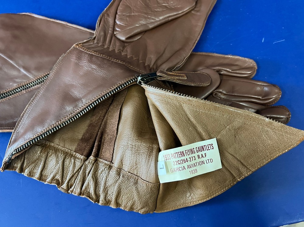 ROYAL AIR FORCE 1941 PATTERN SLANT ZIP FLYING GAUNTLETS -LARGE