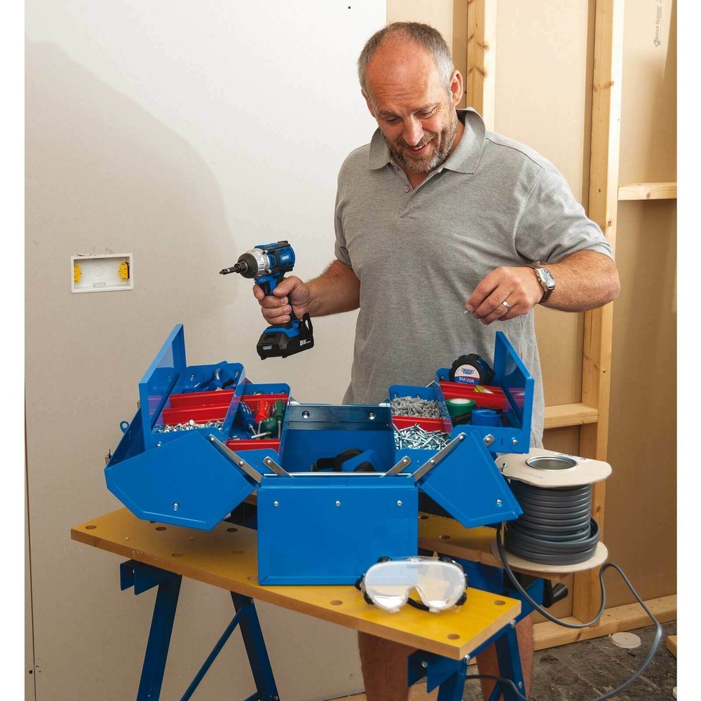 Draper Metal Barn Tool Box 475mm