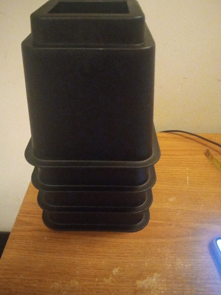 4 Bed Risers /FREE SHIPPING/$18