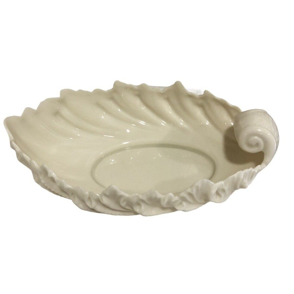 Vintage Lenox Acanthus Leaf Shell Bowl