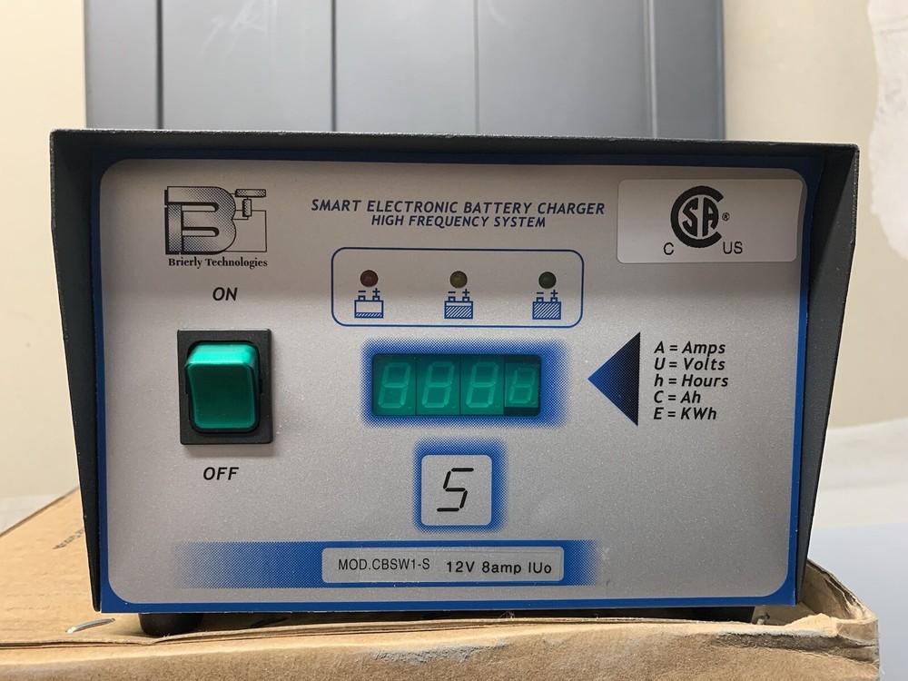 Battery Charger SMART ELECTRONIC  HIGH FREQUENCY SYSTEM CBSW1-S BRIERLY TECH.