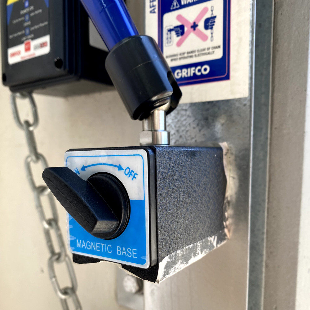 Hydraulic Universal Magnetic Stand 100kg