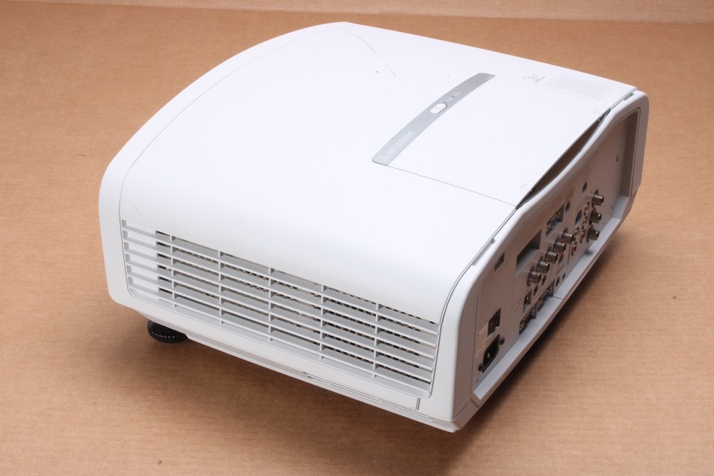 Mitsubishi WD2000 DLP Projector - Fair Condition