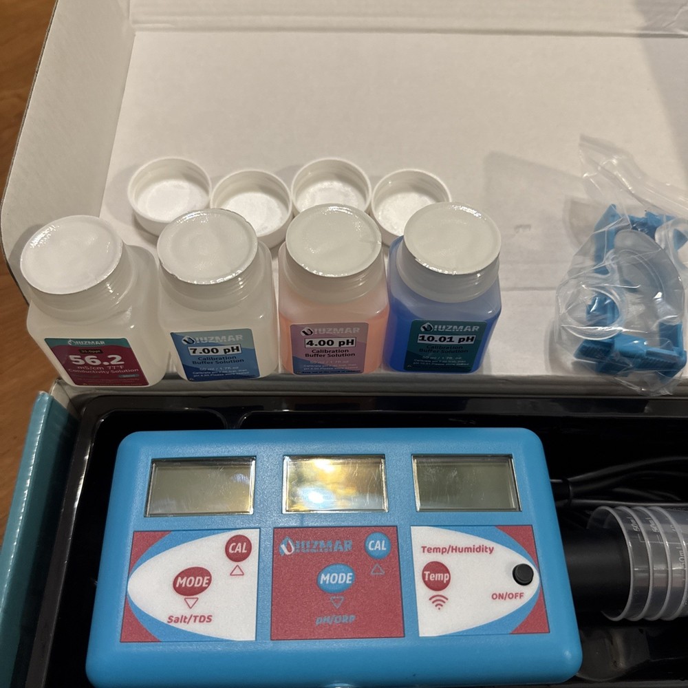 New Open Box UIUZMAR Multi parameter Continuous Monitor Water Quality