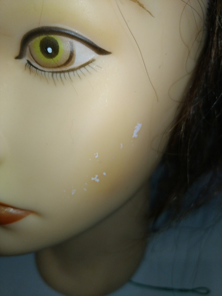Clic Mannequin Head