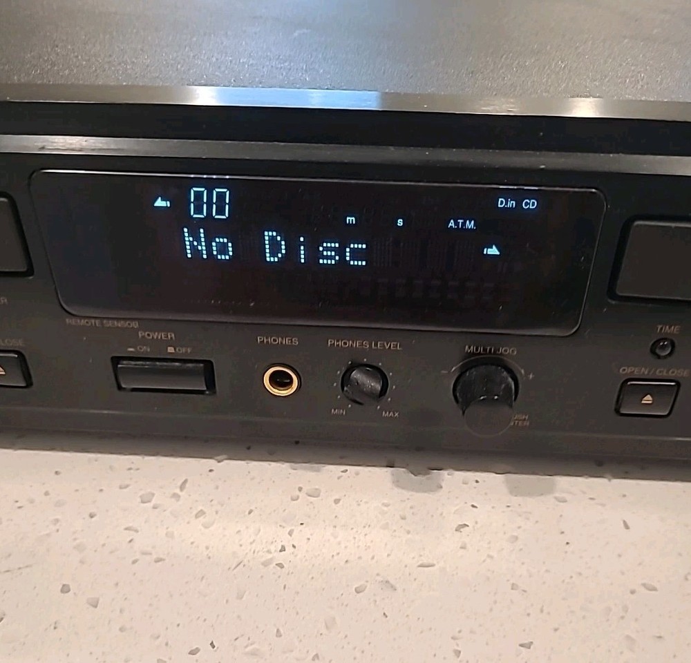 Denon PCM Audio Technology/ CD Recorder CDR-W1500