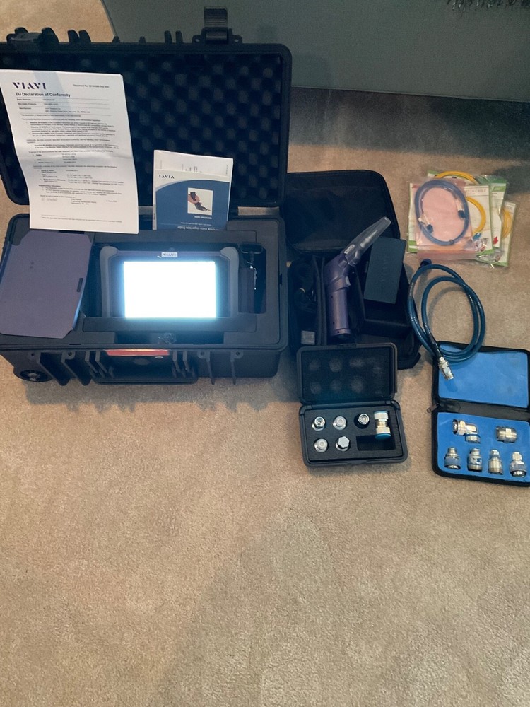 Viavi ONA-800 base unit with inspection probe. Spectrum analyzer