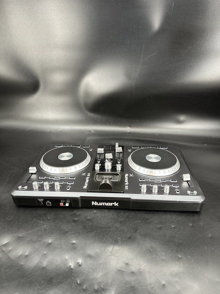 Numark iDJ3 2-Channel Turntable