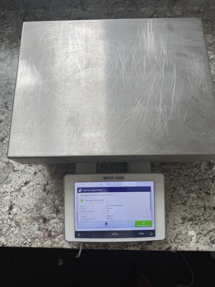 Mettler XPR32001L Top Loading Scale