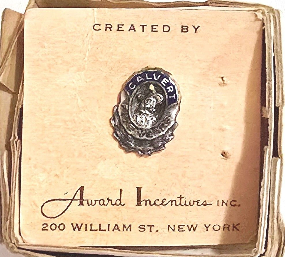 Commemorative 5 years Pin CALVERT