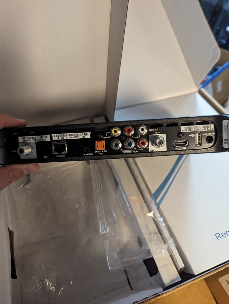 Pace DC550DR High Definition Cable Box no remote no adapter box only working