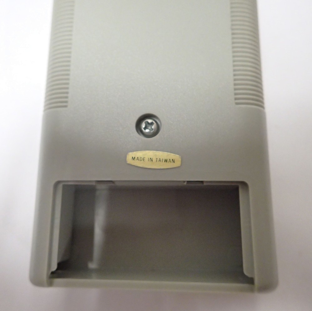 RCC ELECTRONICS 340 ILLUMINOMETER LIGHT METER W/ CASE + CERTIFICATES