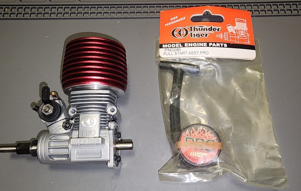 THUNDER TIGER PRO 18 BKP,PULL START KIT, NEW IN BOX, POWERFUL VINTAGE ENGINE