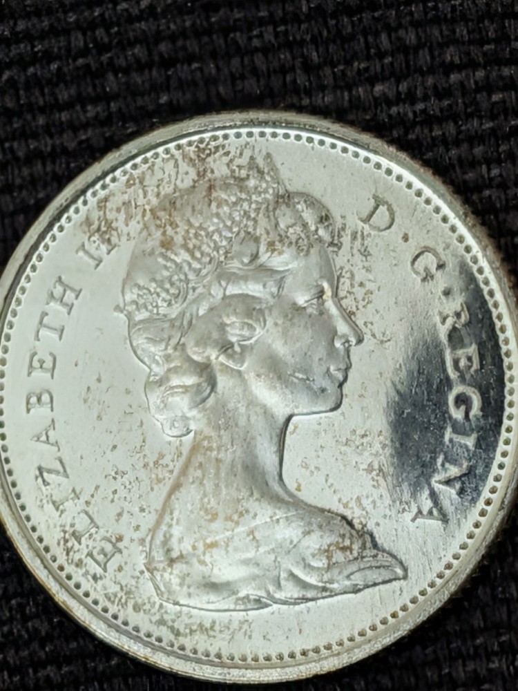 Quantity (2} 1968 Canadian Silver Quarter As Shown, Read Description