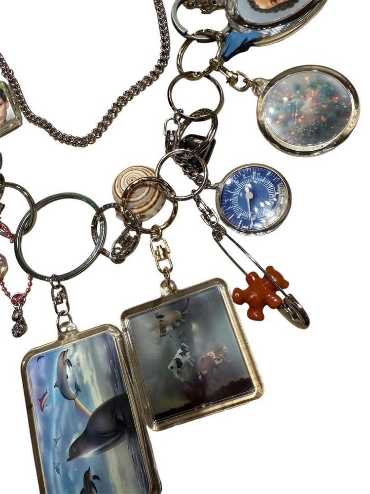 Doublet wallet chain charm