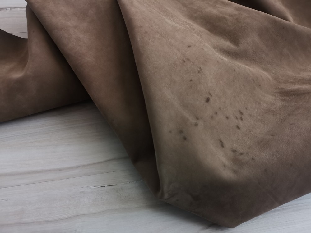 4 oz LIGHT BROWN NUBUCK LEATHER FULL HIDE FULL GRAIN MEDIUM SOFT UPHOLSTERY 45+