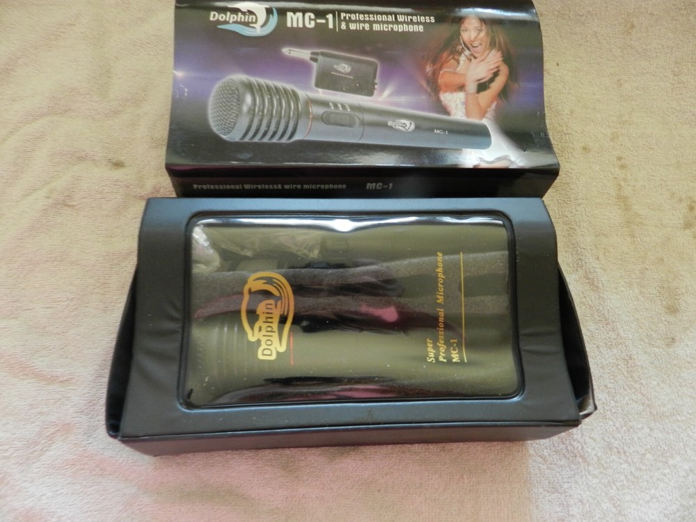 Dolphin MC-1 professional Wireless & Wire Microphone