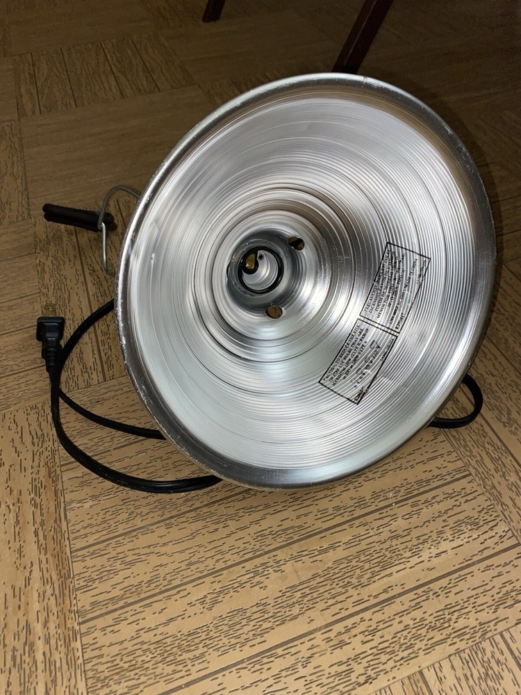 Aluminum Utility Lamp with Clamp 8.5” Diameter